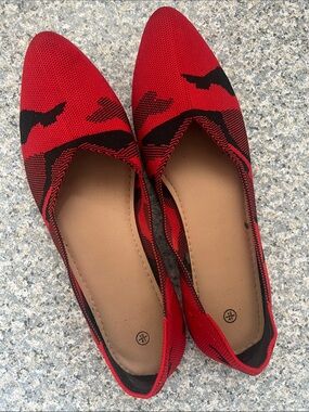 Red Knit Pointed Toe Flats